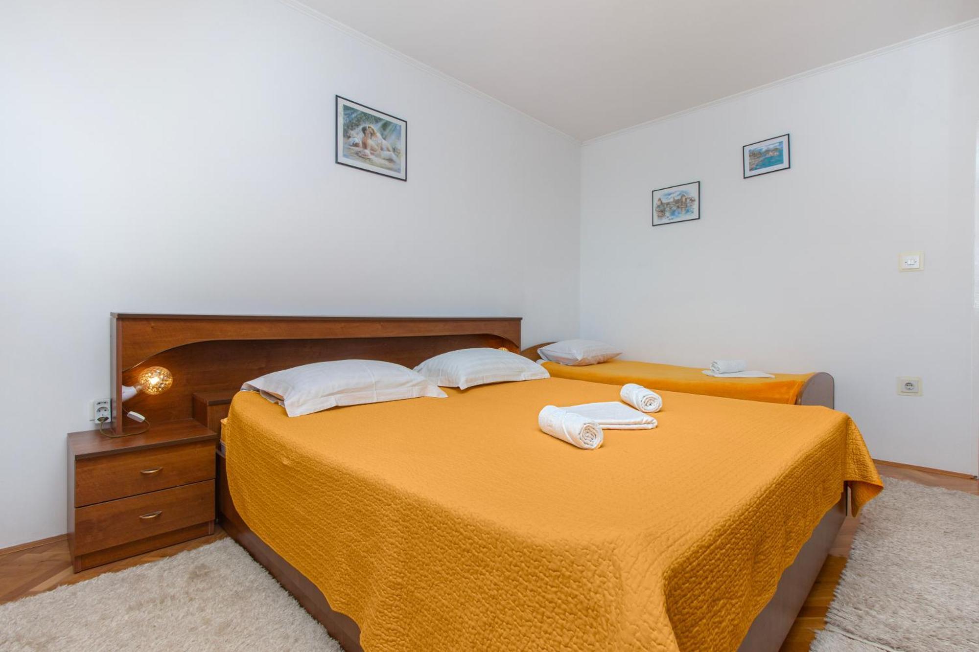 Apartment Damir Brodarica (Sibenik-Knin)